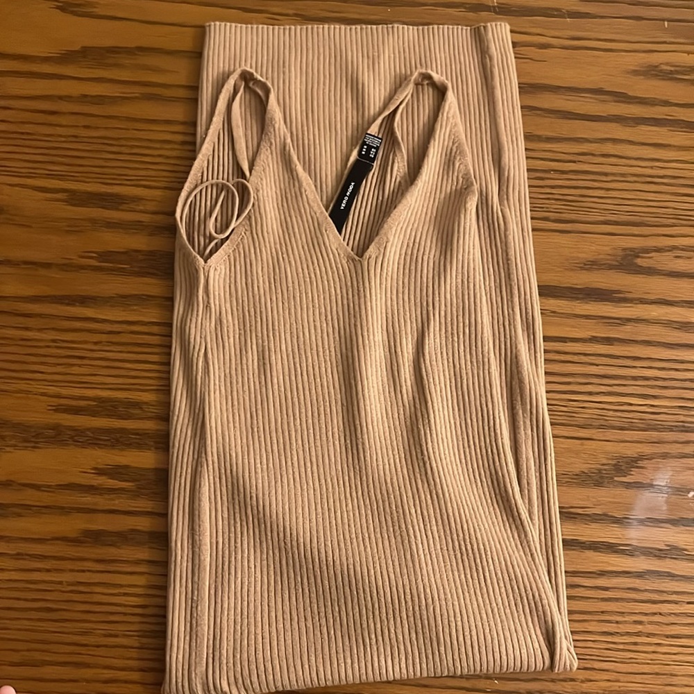 Vero Moda Tan V-Neck Midi Dress